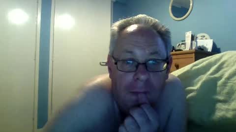 Snapshot of s536sny18 chatting on 08-02-26, 02:15 s536sny18 online show from 08-02-26, 02:15