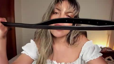 Leslie Beltrn online show from 02-20-25, 02:07