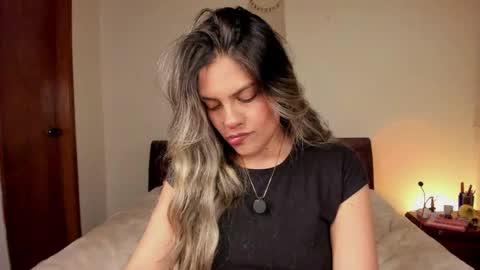 Leslie Beltrn online show from 05-03-26, 03:45
