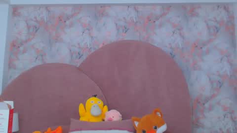 Saara Brown online show from 02-04-25, 07:11