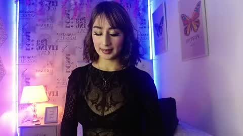 1 online show from 11-20-25, 11:54