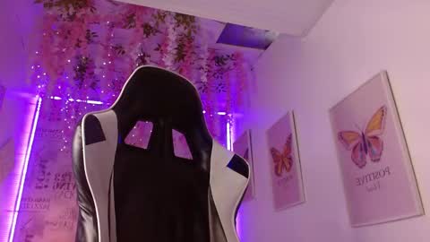 1 online show from 12-04-25, 12:14