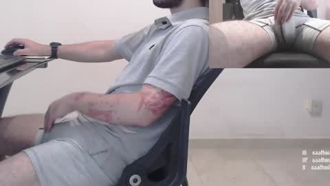 Snapshot of saat_hiel chatting on 01-05-25, 07:28 Saat online show from 01-05-25, 07:28