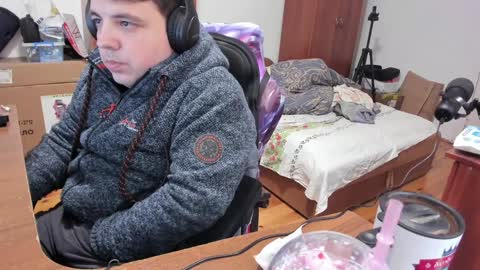 1141323  my Lord Mister Max   moms treasure online show from 12-31-24, 07:53