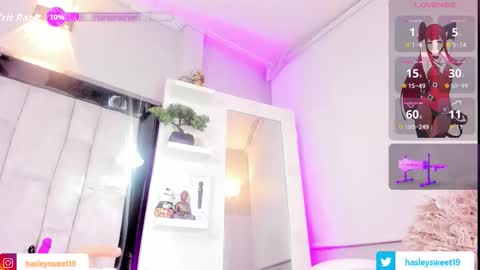 Snapshot of sabrina_keller19 chatting on 11-06-25, 11:04 Hasley online show from 11-06-25, 11:04