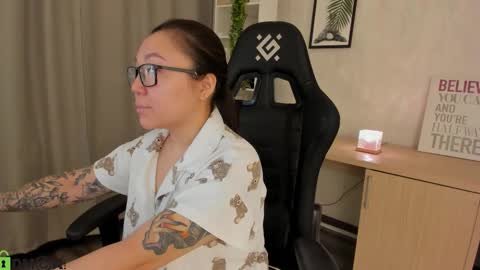 GMT7TueWedThuFriSatSun 0100am-0700am online show from 02-16-26, 12:07