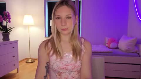 Sabrina Rose   online show from 02-10-25, 11:25