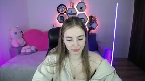 Sabrina Violet online show from 04-14-26, 08:09