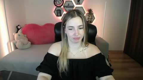 Sabrina Violet online show from 07-14-26, 08:08