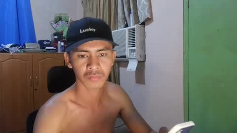 Snapshot of sachu01 chatting on 04-16-26, 11:00 Sachu01 online show from 04-16-26, 11:00