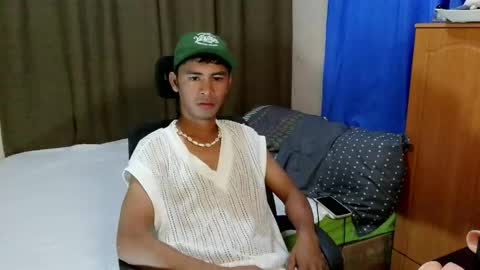 Snapshot of sachu01 chatting on 05-06-26, 07:57 Sachu01 online show from 05-06-26, 07:57