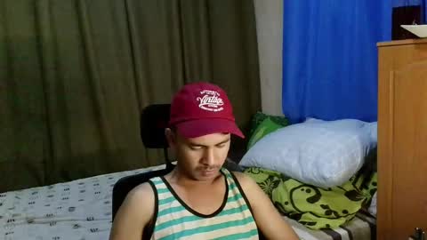 Snapshot of sachu01 chatting on 05-14-26, 11:17 Sachu01 online show from 05-14-26, 11:17