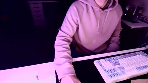 Snapshot of saddzaddy chatting on 11-17-25, 01:55 saddzaddy online show from 11-17-25, 01:55