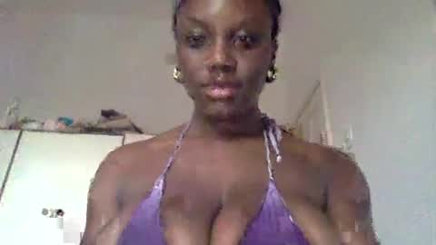 Snapshot of sade991803 chatting on 08-03-26, 10:10 Onika online show from 08-03-26, 10:10