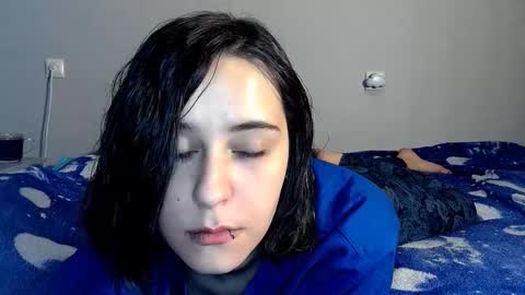 Snapshot of sademoface chatting on 01-20-25, 03:37 pluto online show from 01-20-25, 03:37