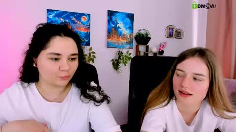 Snapshot of sadie_peach chatting on 07-22-26, 10:07 your best girl online show from 07-22-26, 10:07