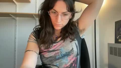 Sadie online show from 03-10-25, 04:14