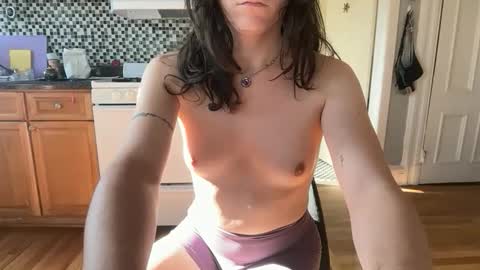 Sadie online show from 11-29-25, 05:16