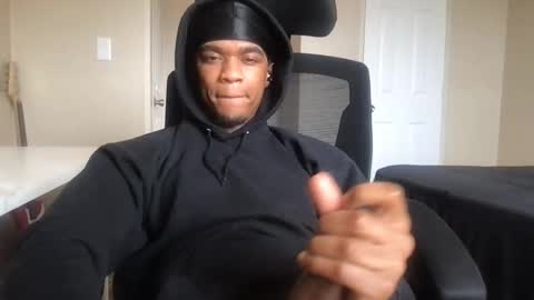 Snapshot of saeonyx chatting on 10-28-25, 03:58 Saeonyx online show from 10-28-25, 03:58