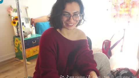 Safa online show from 02-26-25, 04:14