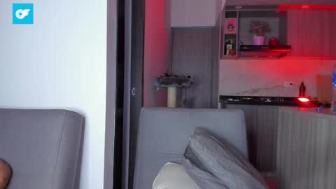 Snapshot of sag_1998 chatting on 01-05-25, 11:15 Sag online show from 01-05-25, 11:15