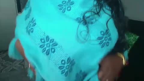 Snapshot of saggil_0385 chatting on 04-23-26, 05:19 saggil_0385 online show from 04-23-26, 05:19