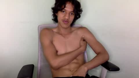 Snapshot of sagitario7d chatting on 06-10-26, 08:19 sagitario7d online show from 06-10-26, 08:19