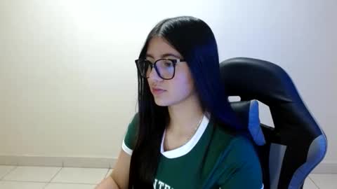 Sahaliefox  online show from 05-29-26, 10:08