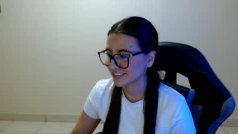 Sahaliefox  online show from 06-30-26, 09:05
