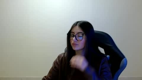 Sahaliefox  online show from 07-03-26, 09:10