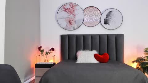 Sahara Garcia online show from 03-07-25, 08:22