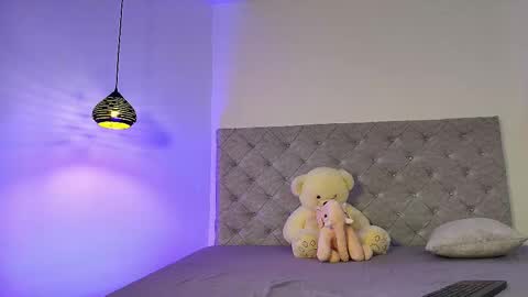 Snapshot of sahmanta_rose chatting on 02-27-26, 04:23 S A H M A N T A R O S E online show from 02-27-26, 04:23