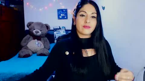 Karina online show from 11-20-25, 02:01