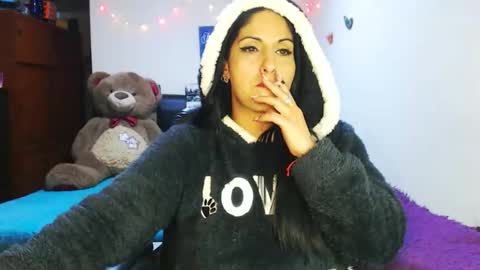 Karina online show from 11-25-25, 02:22