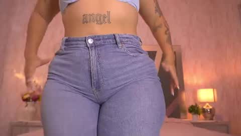 Snapshot of sahury_sweet chatting on 08-01-26, 04:23 Sahury Sweet online show from 08-01-26, 04:23