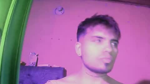 Snapshot of saidboy_ chatting on 10-22-25, 03:18 jhon online show from 10-22-25, 03:18