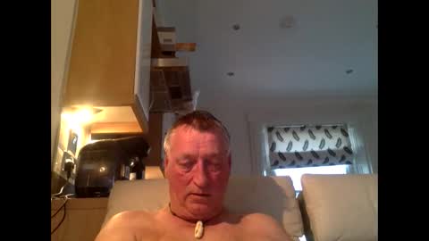 Snapshot of sail_naked chatting on 04-18-26, 06:56 sail_naked online show from 04-18-26, 06:56