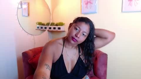 Snapshot of sailet_p chatting on 07-14-26, 03:40 SAILET P online show from 07-14-26, 03:40