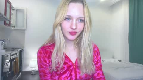 Sofia online show from 04-03-26, 03:26