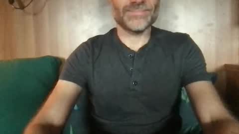 Snapshot of saint009 chatting on 11-05-25, 02:06 saint009 online show from 11-05-25, 02:06