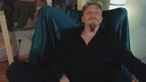 saint__vicious online show from 03-11-25, 08:09