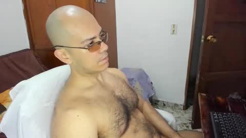 Snapshot of saintedy01 chatting on 10-19-25, 01:45 saintedy01 online show from 10-19-25, 01:45