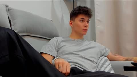 Roby online show from 09-20-25, 03:57