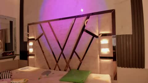 salem_rosee online show from 06-07-26, 01:43