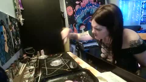 salemsslut online show from 02-07-25, 02:04