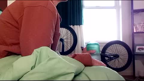 Snapshot of salis1981 chatting on 02-09-25, 04:29 salis1981 online show from 02-09-25, 04:29