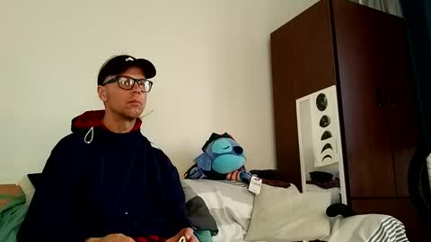 Snapshot of salis1981 chatting on 02-10-25, 12:30 salis1981 online show from 02-10-25, 12:30