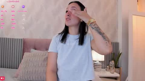 Silvia online show from 02-03-26, 12:21