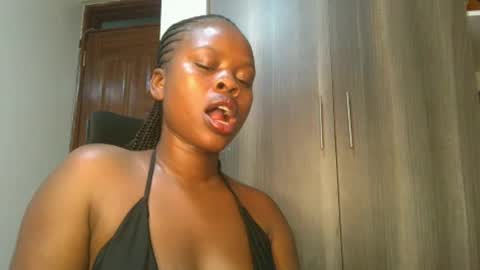 Snapshot of sallysasha254 chatting on 12-04-24, 07:01 sallysasha254 online show from 12-04-24, 07:01