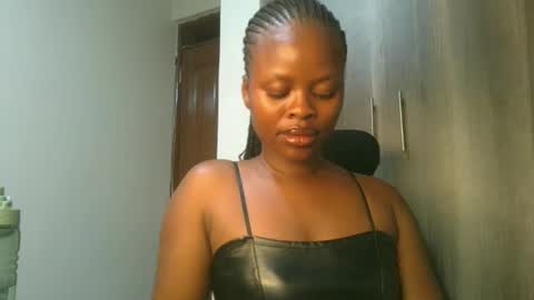 Snapshot of sallysasha254 chatting on 12-07-24, 07:32 sallysasha254 online show from 12-07-24, 07:32